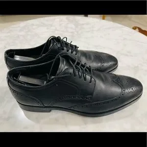 Cole hann beautiful Oxford shoes. Black leather. Worn a few times Men main image 4